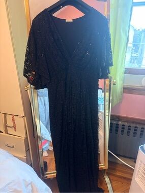 Kiyonna Plus Size Luminous Sequin Lace Long Gown - Black